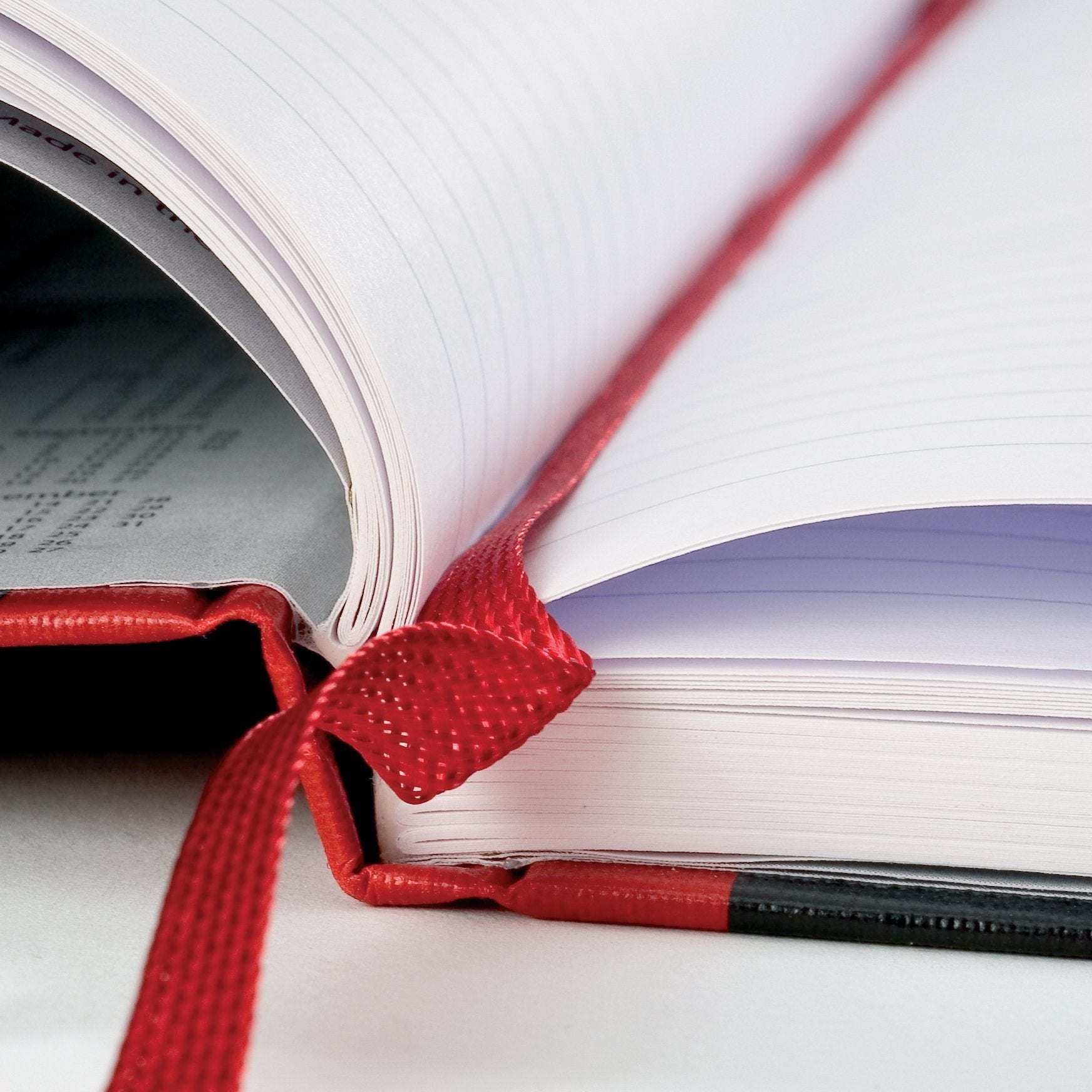 Black n' Red A4 Casebound Hardback Notebook - Ruled (1 Notebook) 7
