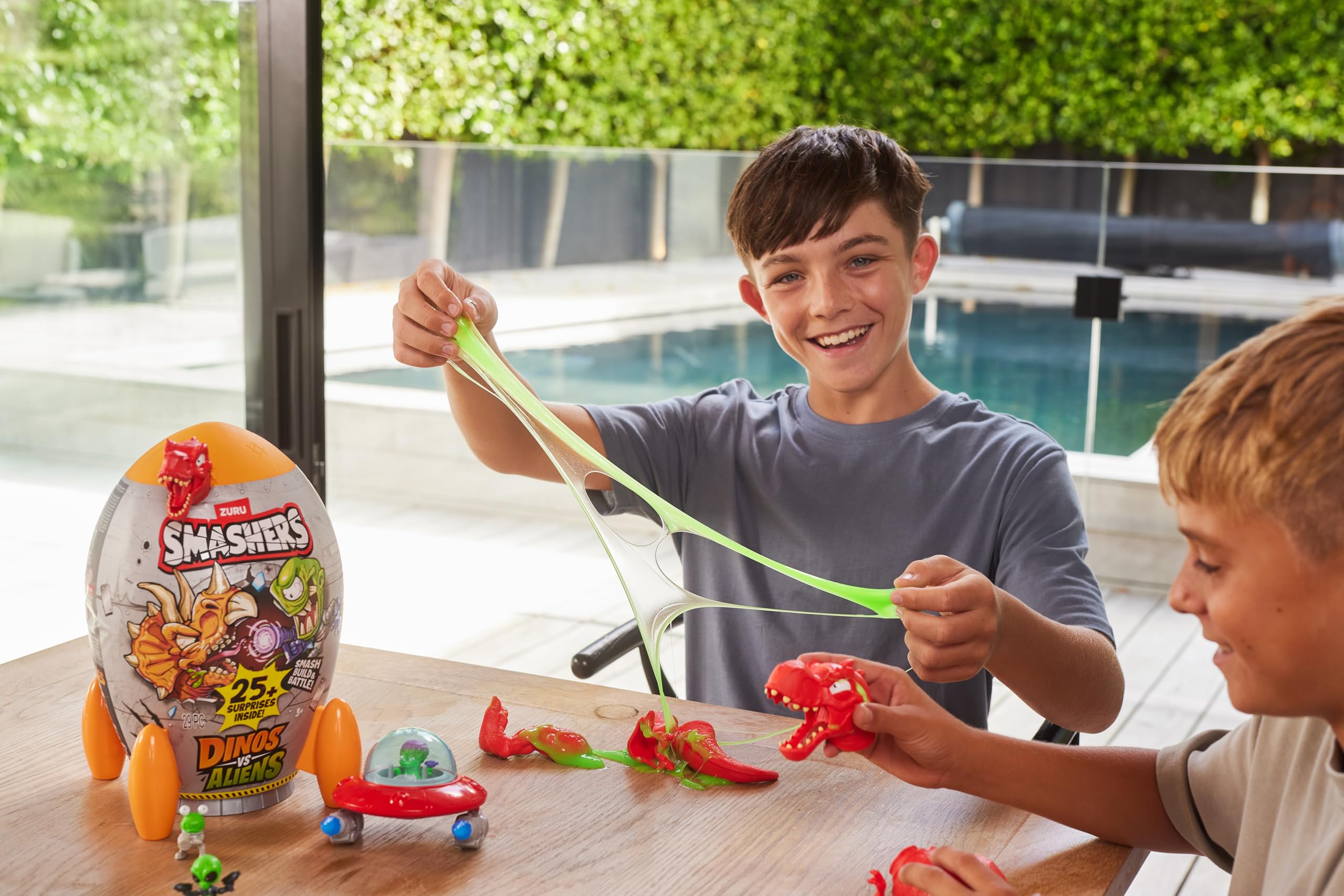 Smashers Dino vs Aliens Medium - Triceratops Smashable Egg Toy by ZURU 6