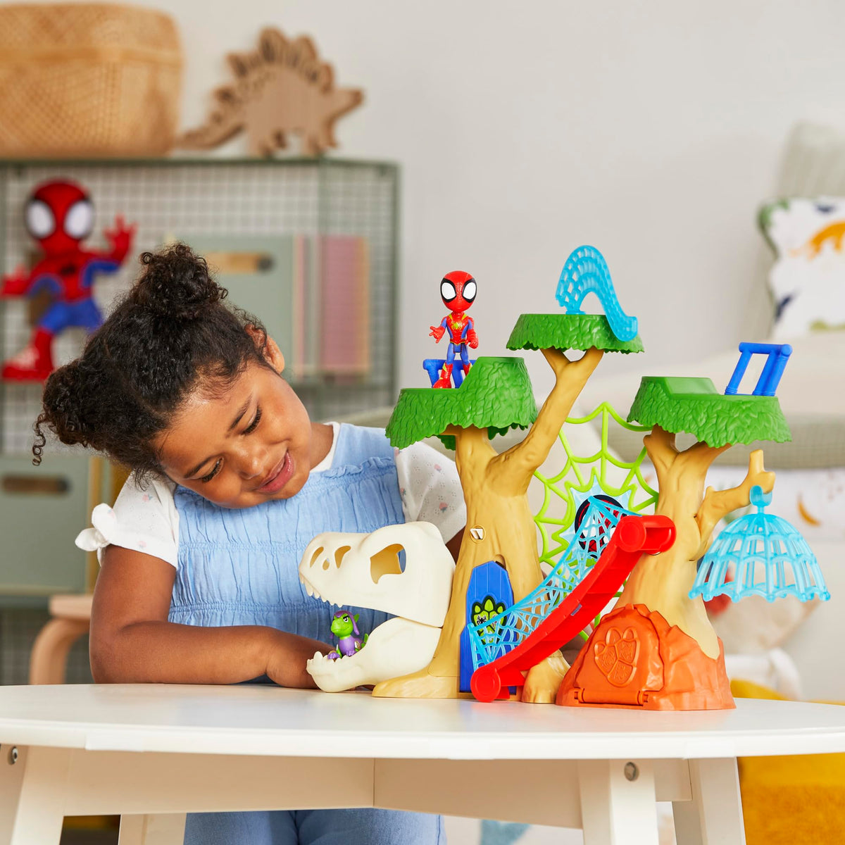 SPIDEY AND HIS AMAZING FRIENDS Dino-Webs Treehouse Playset - Includes 2 Figures | Ages 3+ | Standard Edition