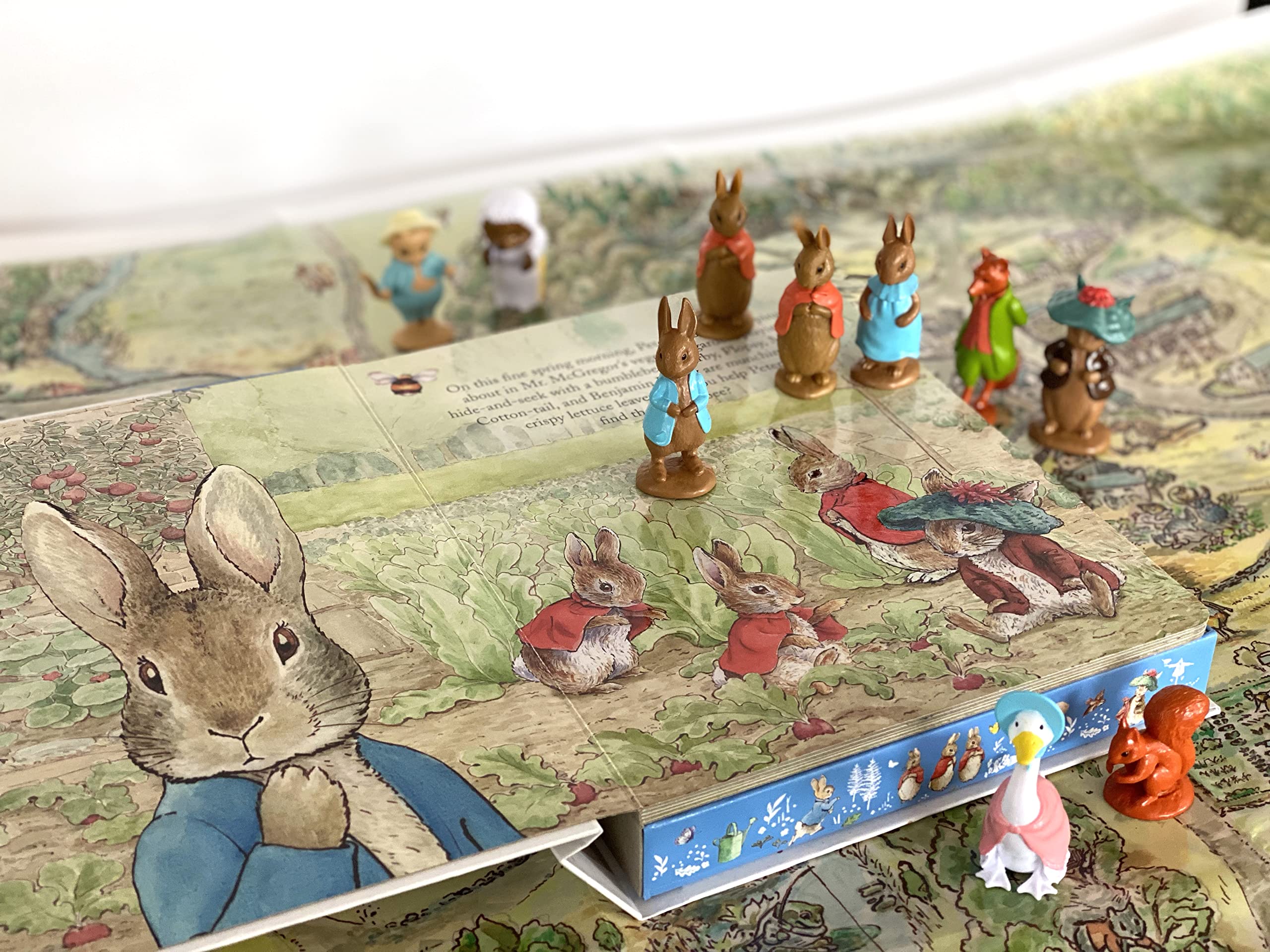 Phidal The World of Beatrix Potter Peter Rabbit My Busy Books - Includes Storybook, 10 Figurines, Playmat | Ages 3+ 3