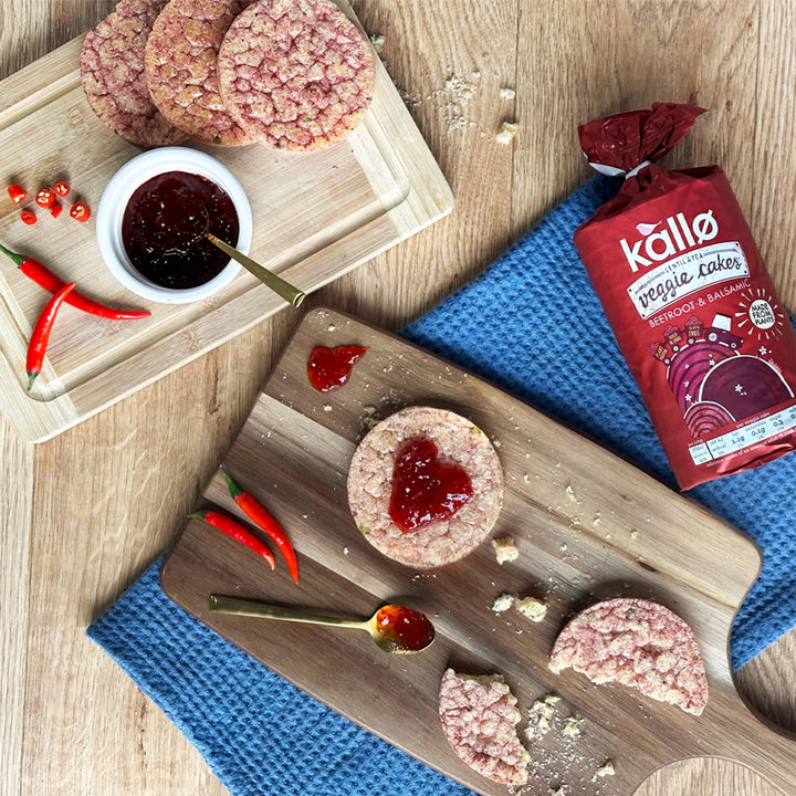 Kallo Beetroot & Balsamic Veggie Cakes, Lentil & Pea Puffed Crackers – 122g