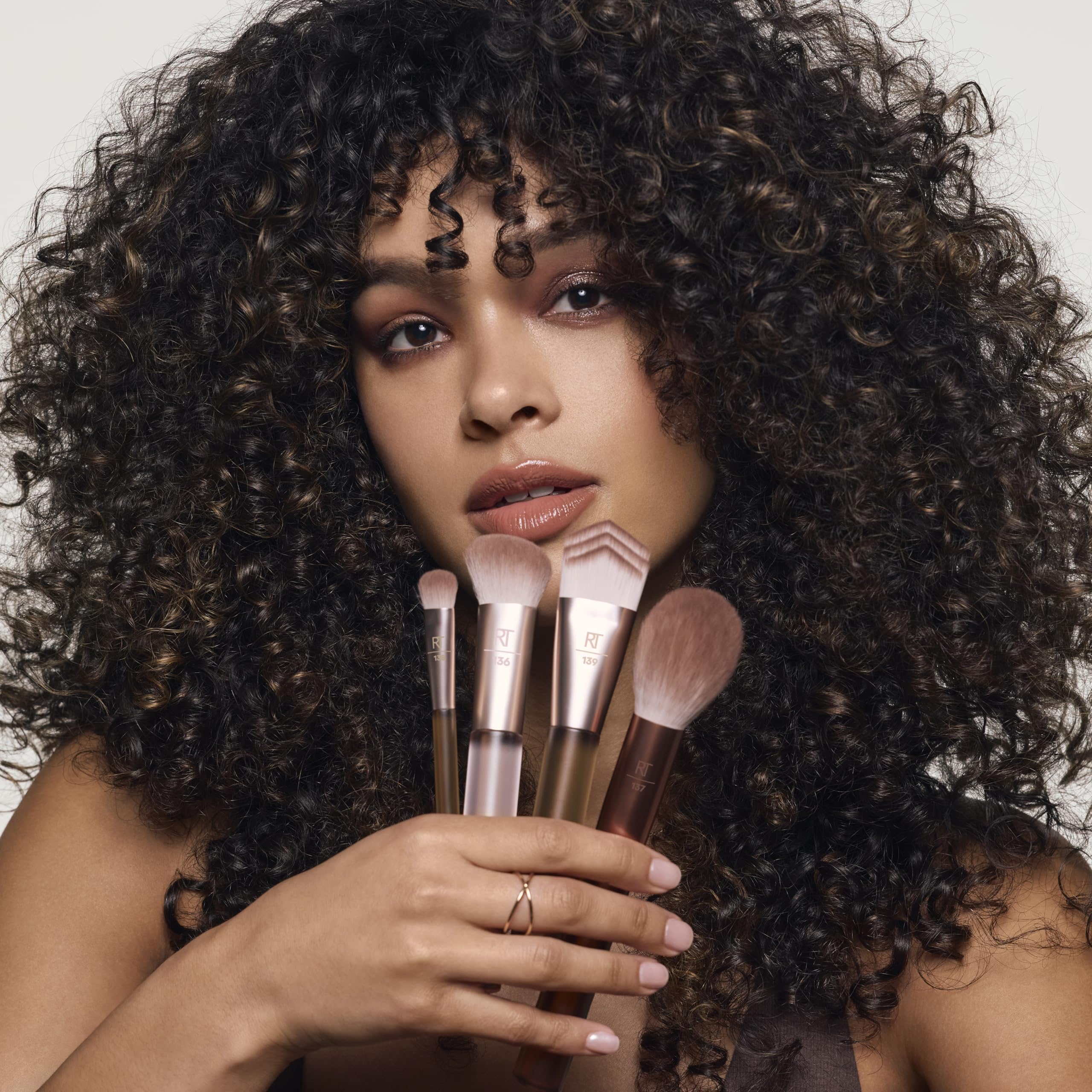 REAL TECHNIQUES New Nudes 2.0 Blurred Base Kit - 5 Piece Face Makeup Brush Set with Mini Powder Puff 7