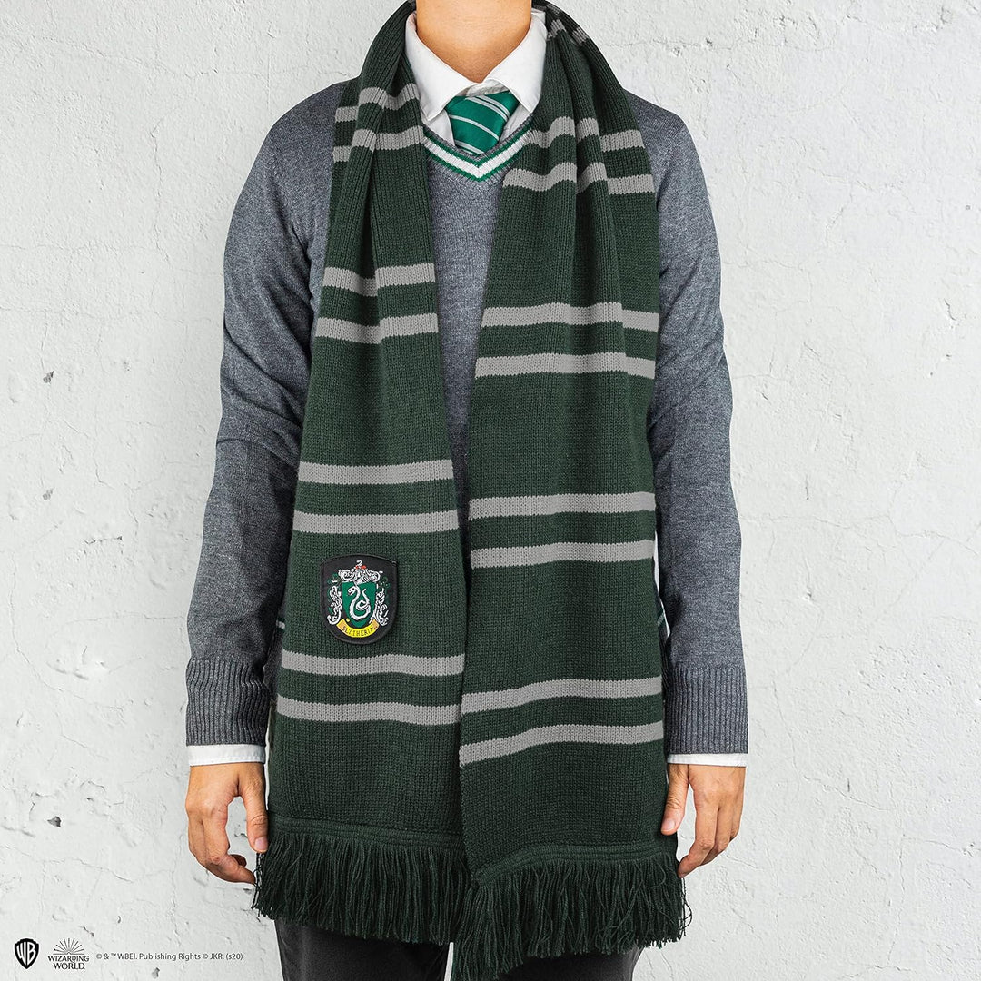 Harry Potter - Slytherin Shield and Fringe Scarf (Accessory)