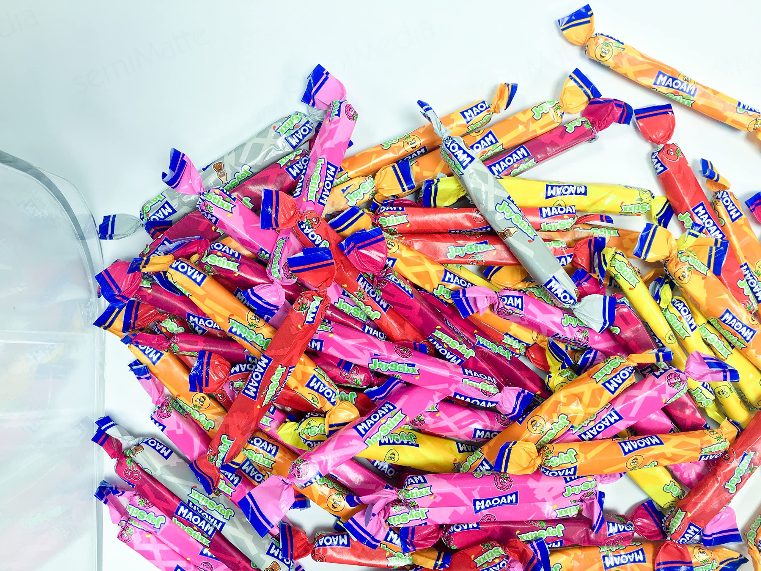 Maoam Joystixx - Chewy Fruit & Cola Flavour Sweets | 140g Share Bag