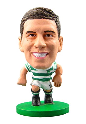 SoccerStarz Celtic FC Gary Hooper Home Kit