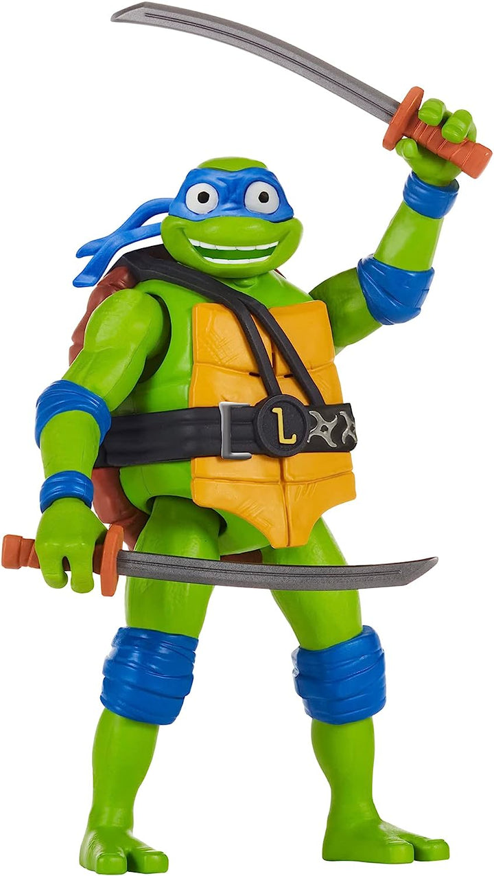 Teenage Mutant Ninja Turtles 83351CO Mutant Mayhem 5.5-Inch Leonardo Deluxe Ninja Shouts Figure