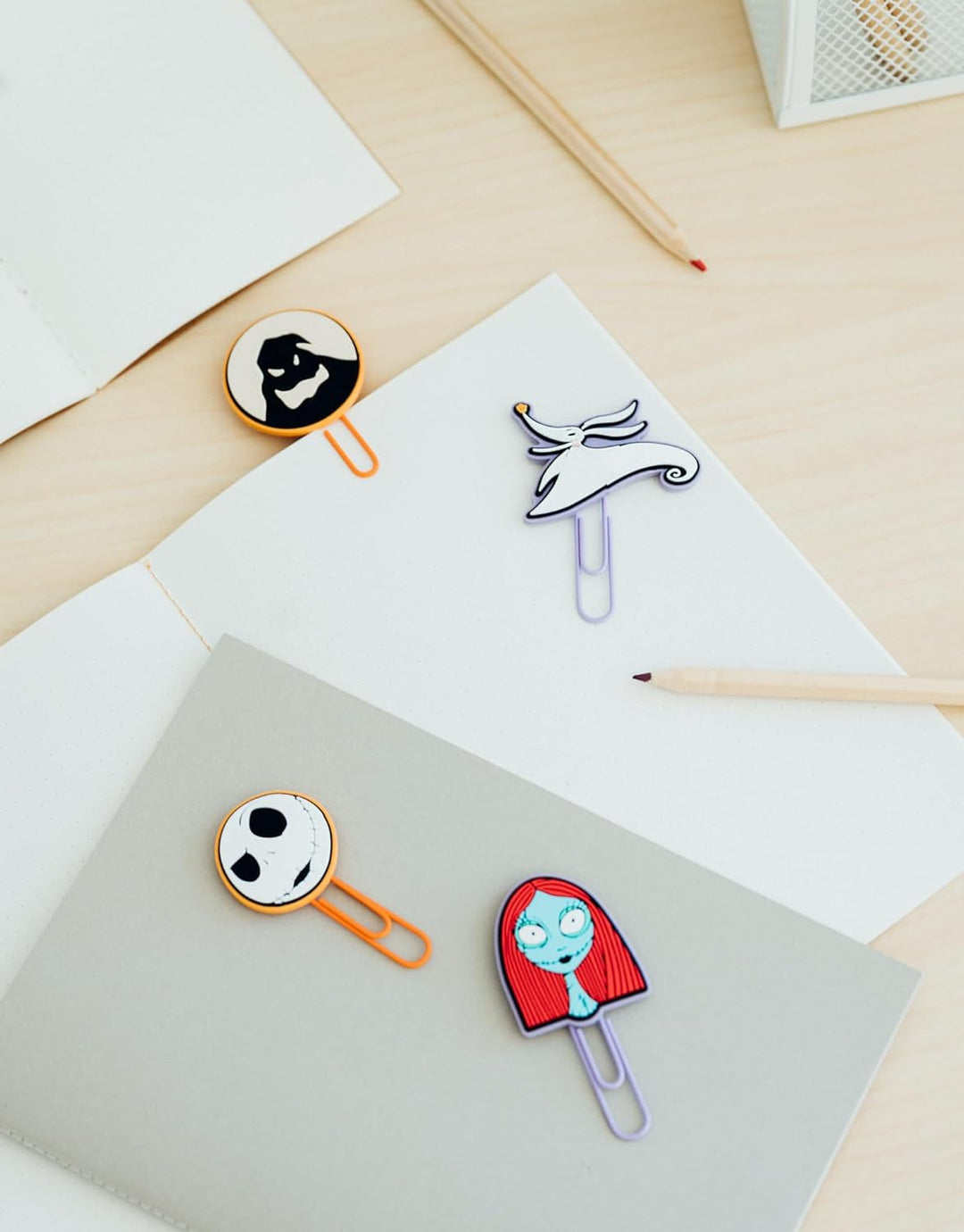 Grupo Erik The Nightmare Before Christmas Pack of 4 Paper Clips with Topper | Cute Bookmarks
