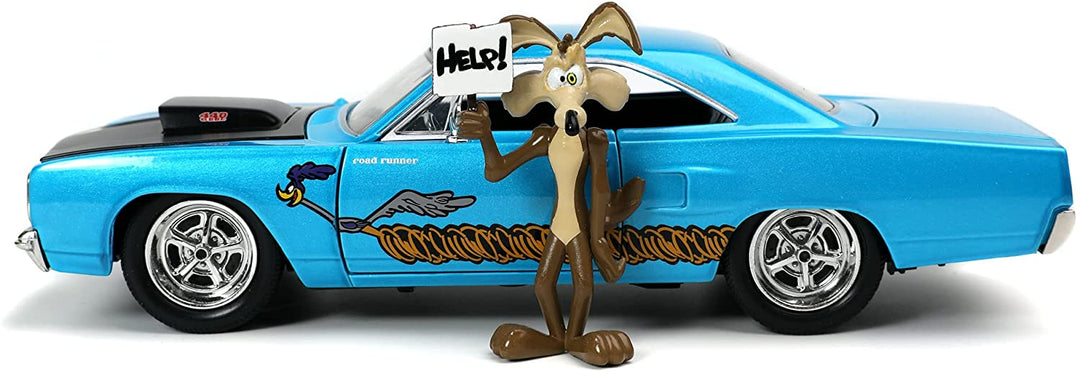 Jada 253255028 Looney Toons Road Runner Plymouth in Scala 1:24 Die-Cast con Personaggio di Willy il Coyote, 8 anni Tunes Models, Multi-Coloured