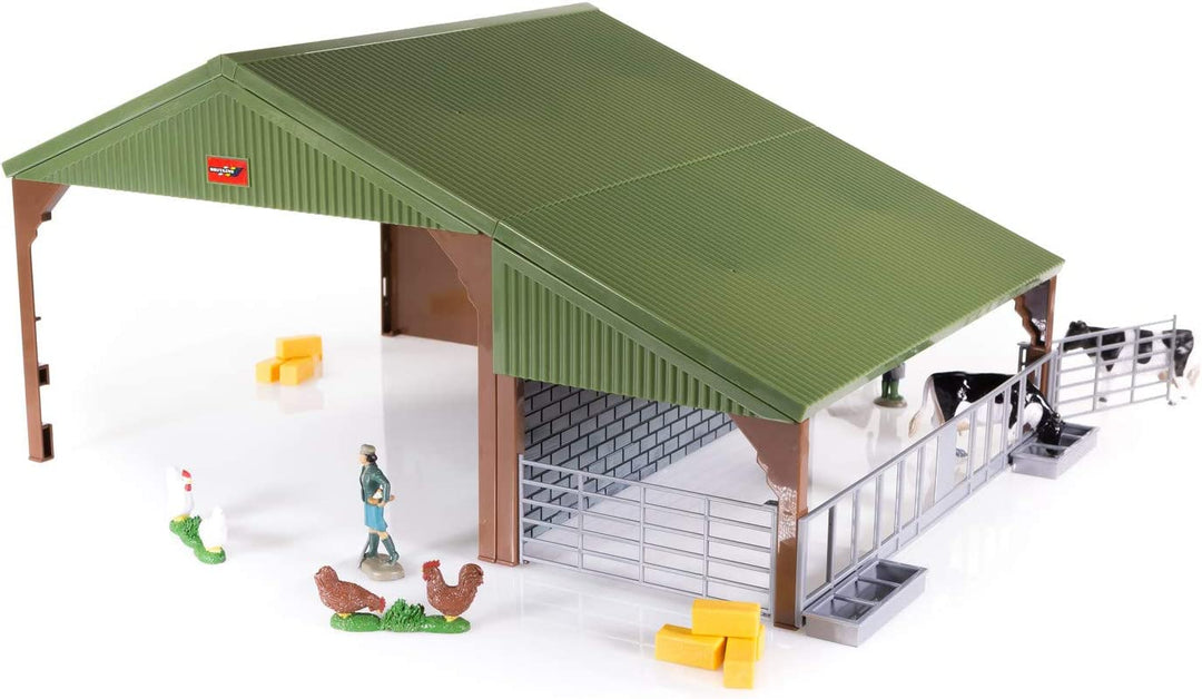 Britains 1:32 Animal Farm Building Playset Collectable Farm Animals for Toddlers | Farm Set with Animal Toys Including Giant Barn, Cows, Chickens, Farming Family & Sheepdog | Children from 3 Years Old, Multicoloured, 43139