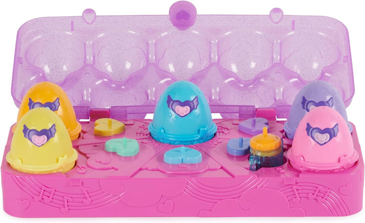 HATCHIMALS Alive, Egg Carton Toy with 5 Mini Figures in Self-Hatching Eggs, 11 Accessories