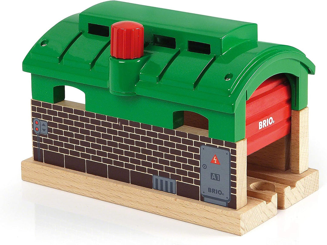 BRIO World – Eisenbahngarage für Kinder ab 3 Jahren – kompatibel mit allen BRIO-Eisenbahnsets und Zubehör