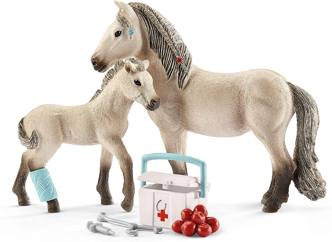 Schleich 42430 Horse Club Hannah’s First-aid kit