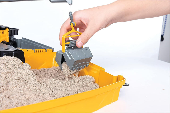 Kinetic Sand, Baustellen-Klappsandkasten-Spielset mit Fahrzeug und 907 g, f